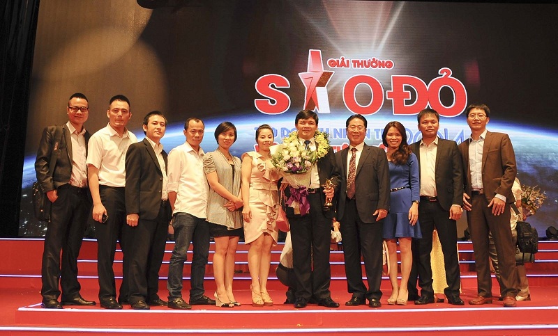 Sao Do Award Ceremony - 100 Most Excellent Young Entrepreneurs in Vietnam 2
